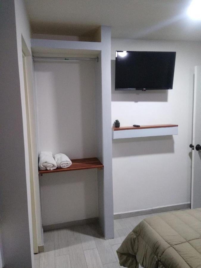 Apartamentos Ambassador ティファナ エクステリア 写真