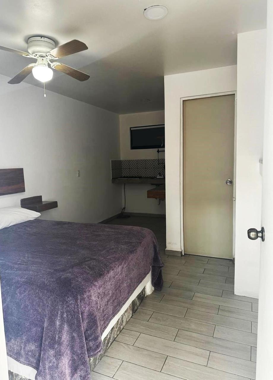 Apartamentos Ambassador ティファナ エクステリア 写真
